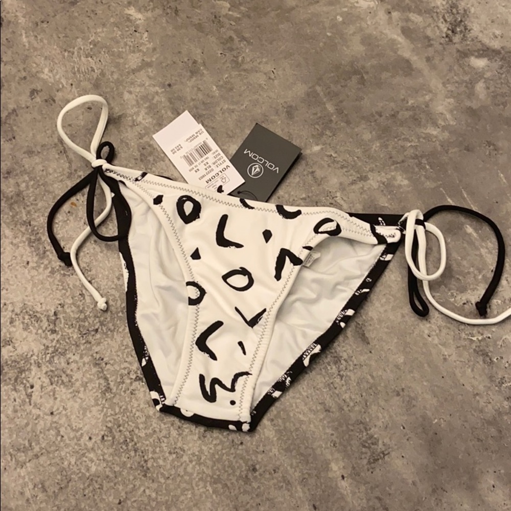 New Volcom Women’s Bikini Bottom